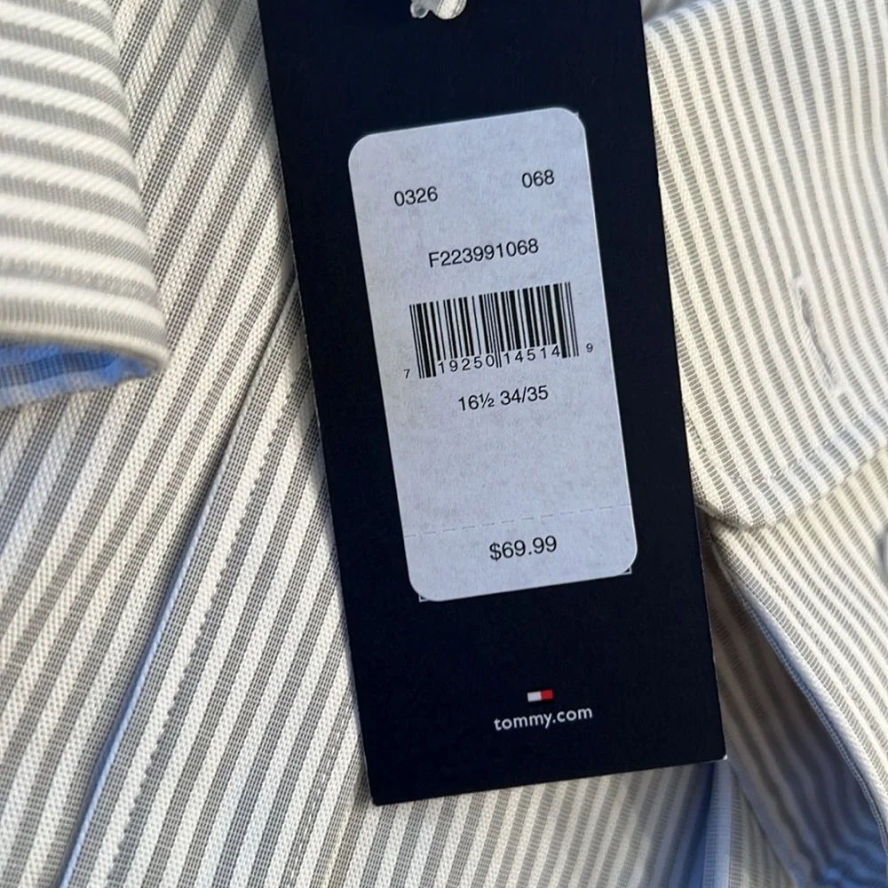 NWT Tommy Hilfiger Button Down - Picture 6 of 9